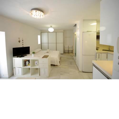 Livingtarifa Apartamento Bianco