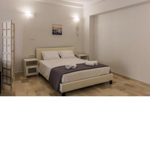 Lk-Home Apartment "Avra"