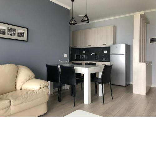 Llakmani Apartment