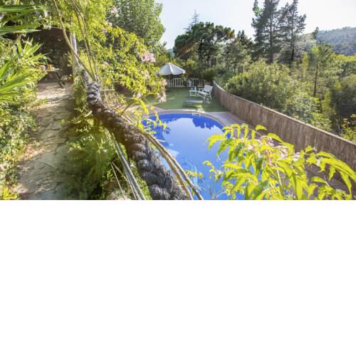 Lloret de Mar Villa Sleeps 9 with Pool