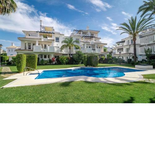 LNM33- Scandi style apartment next to Puerto banus