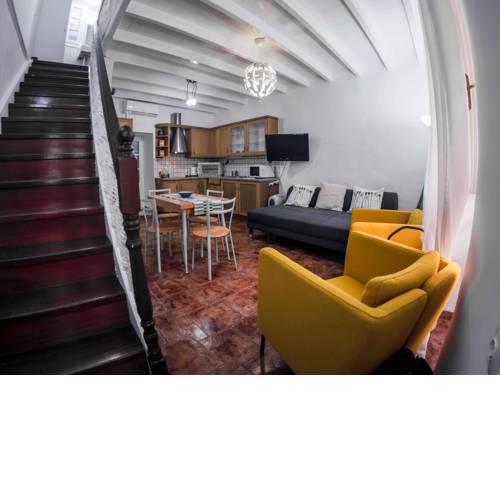 LOC Hospitality "Venetian Well Square" family maisonette