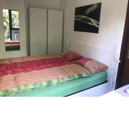 Locarno: camera indipendente in zona residenziale