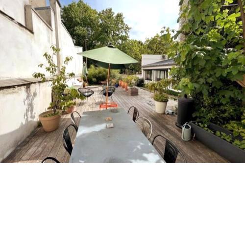 Loft familial avec grand jardin verdoyant