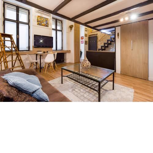 Loft style flat with aircondition
