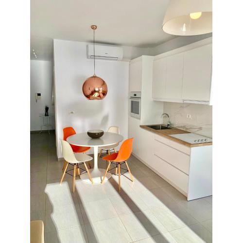 Loli Apartment Luxury white Residence