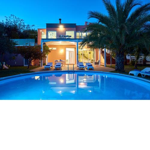 Longobardi Sea View Villa Marathi