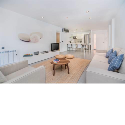 Lord Jim Pinewalk Apartment