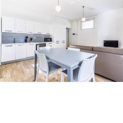 Loreto Square two-roomed flat 4PAX WIFI