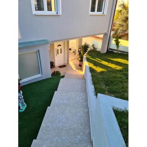 Loridis View Apartments
