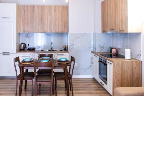 Loris Apartaments 204