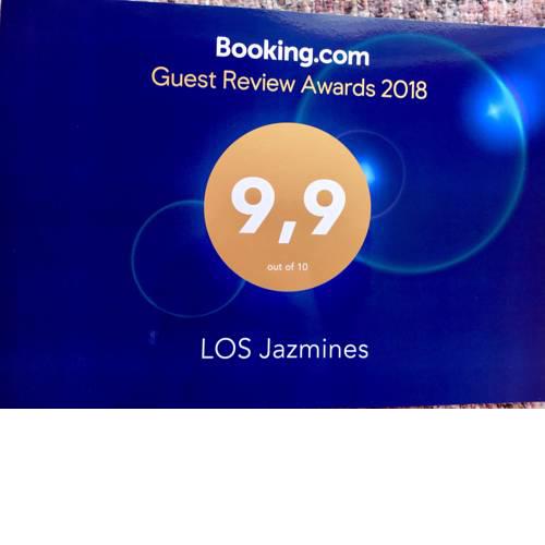 Los Jazmines