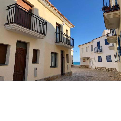 Los Paradores, A pie de playa
