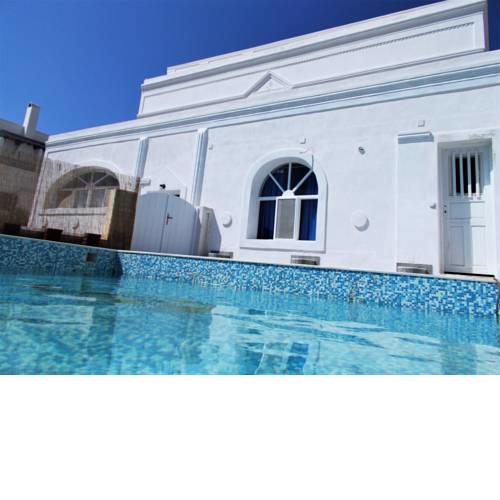 Loukas Kontos Traditional House