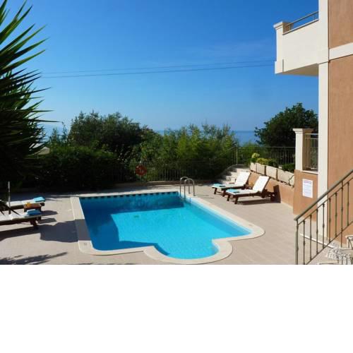 Lourdata Villa Sleeps 4