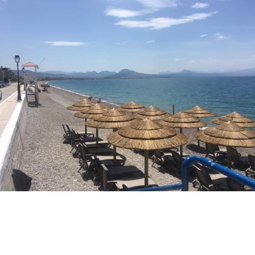 Loutraki Beach Apartment