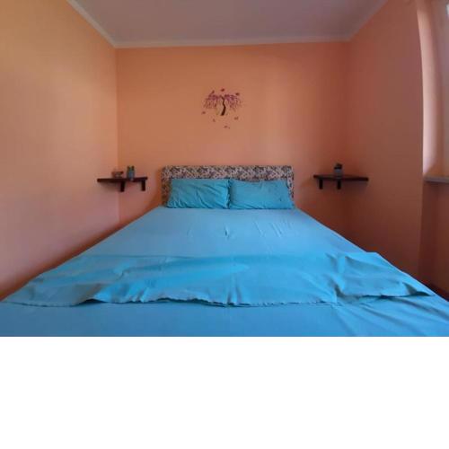 Lovely 1bedroom apartment central valley location