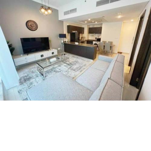 Lovely 1BR Apartment Near The Beach - Bay Central
