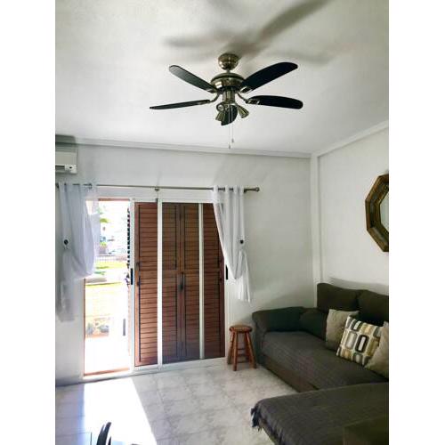 Lovely 2-Bed Apartment in Pueblo Bravo Quesada