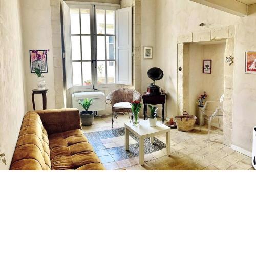 Lovely 2-Bed Apartment in Siracusa