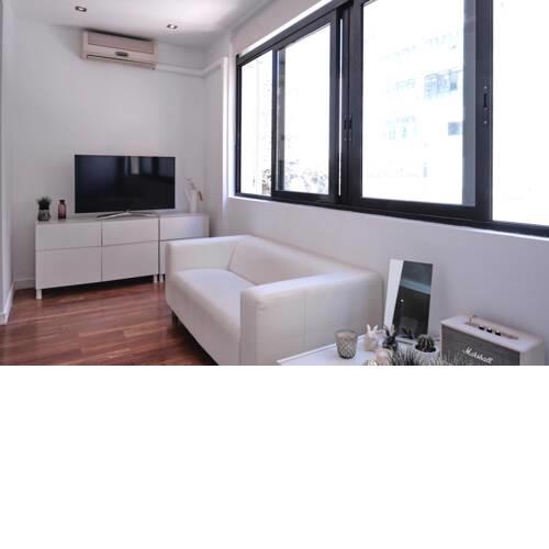 Lovely 2 Bed Flat 5 mins from Plaça Catalunya