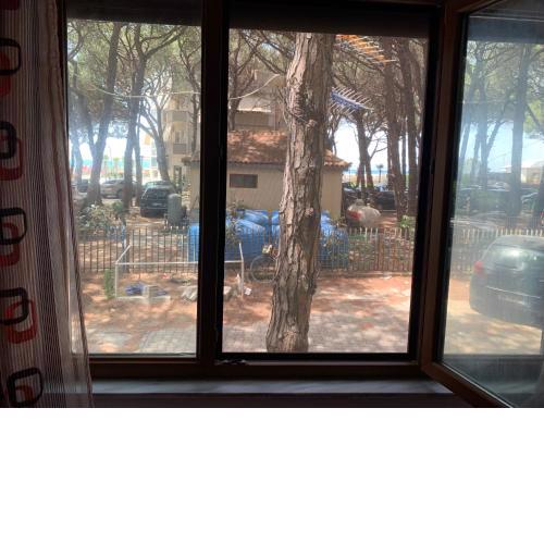 Lovely 2 Bedroom Apartment Beachfront at Mali i Robit