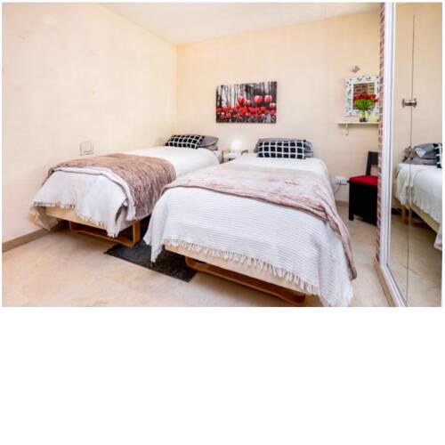 Lovely 2-Bedroom Apartment in Sitio de Calahonda