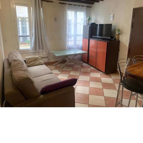 Lovely 2 bedroom appartment in the heart of Paris.