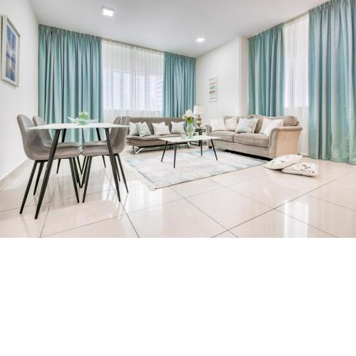 Lovely 2BR at Marina Pinnacle Dubai Marina by Deluxe Holiday Homes