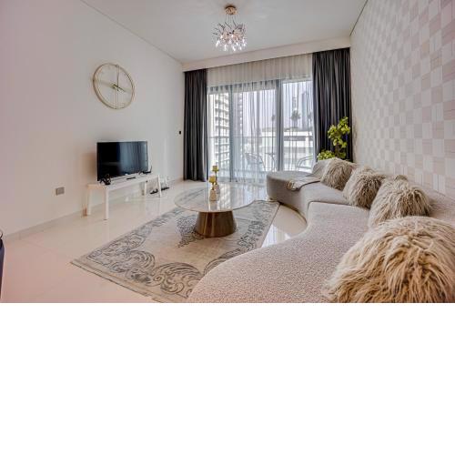 Lovely apartment in Beach Vista Tower, Beachfront