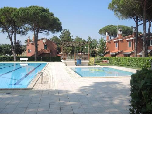 Lovely apartment in Bibione with swimming pool by Beahost Rentals