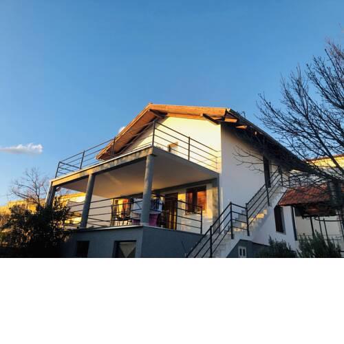 Lovely Apartment in Maslenica with Terrace