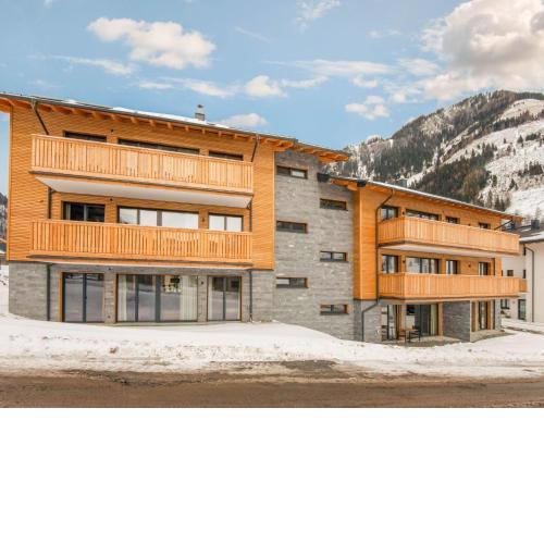 Lovely Apartment in Rauris directly on the Slopes