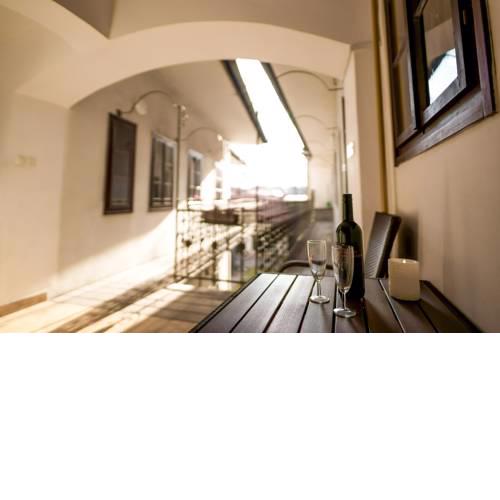 Lovely Apartment under the Castle Hill