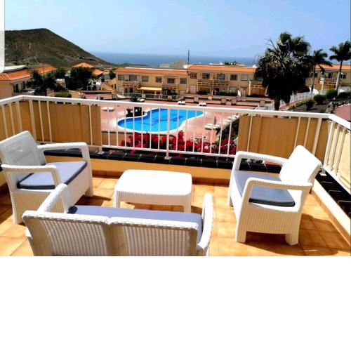 Lovely apartment with sea view terrace in Tenerife