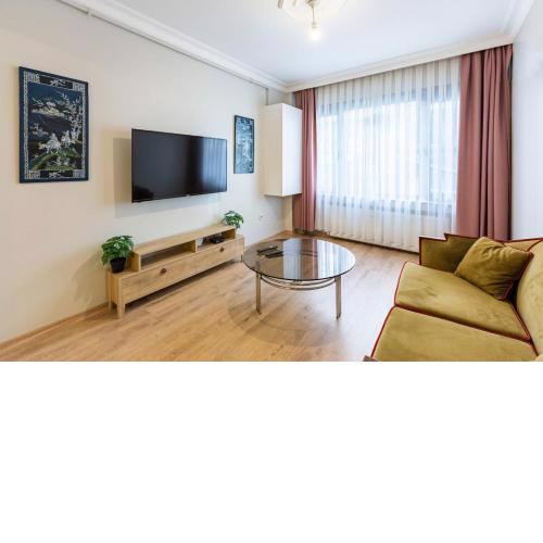 Lovely Central Flat near Metro Station in Sisli