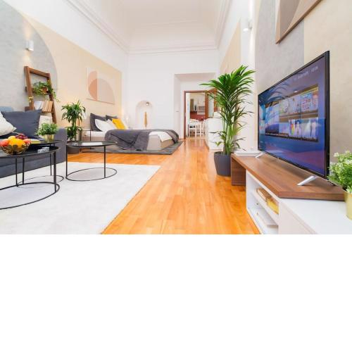 Lovely Historical home (Mala Strana)with garden