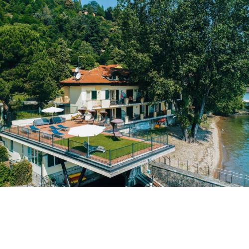 Lovely holiday home in Meina on Lake Maggiore