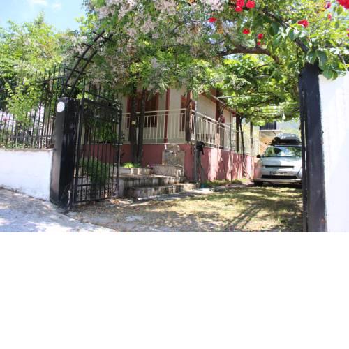 Α lovely home for a summer vacation