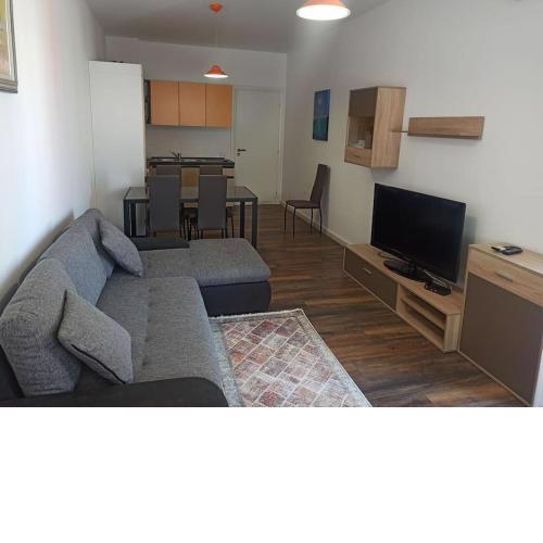 Lovely new apartment near the historic center.