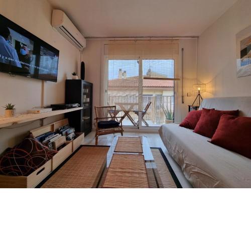 Lovely one bedroom with balcony