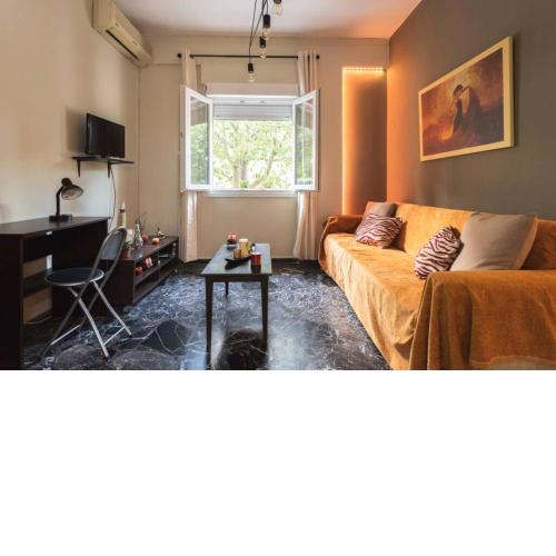 Lovely small apartment at Heraklion center