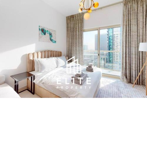Lovely Studio, Fully Upgraded, Partial Lake View