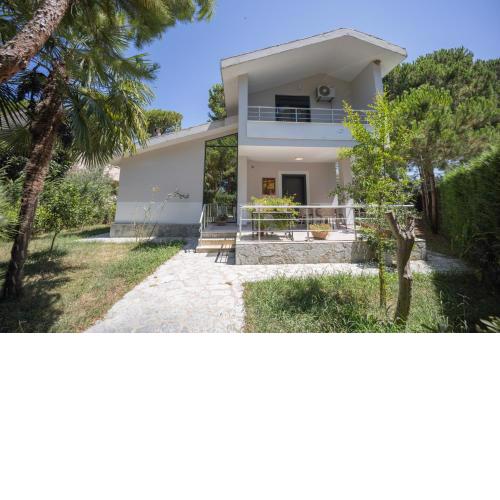 Lovely Villa at Gjiri Lalzit, Lalzi Bay, Lura 1