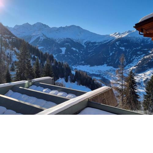 LOVErbier with pool, best location!