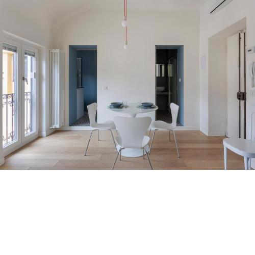 Luce Suit - your windows on the city Milano