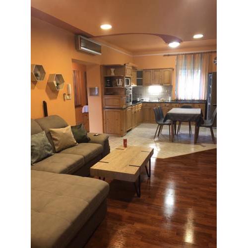 Lucky Villa