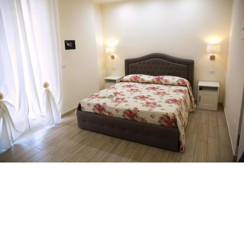 Ludovica Home