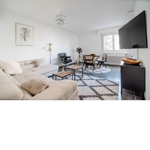 Lugano Ferienwohnung nähe vom See mit Swimmingpool & Sauna