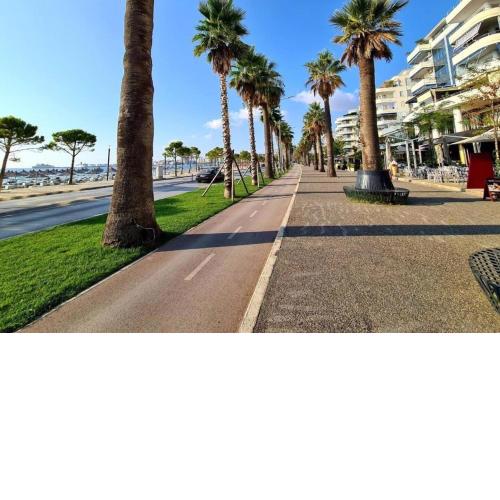 Lungomare Daily Apartment beachfront